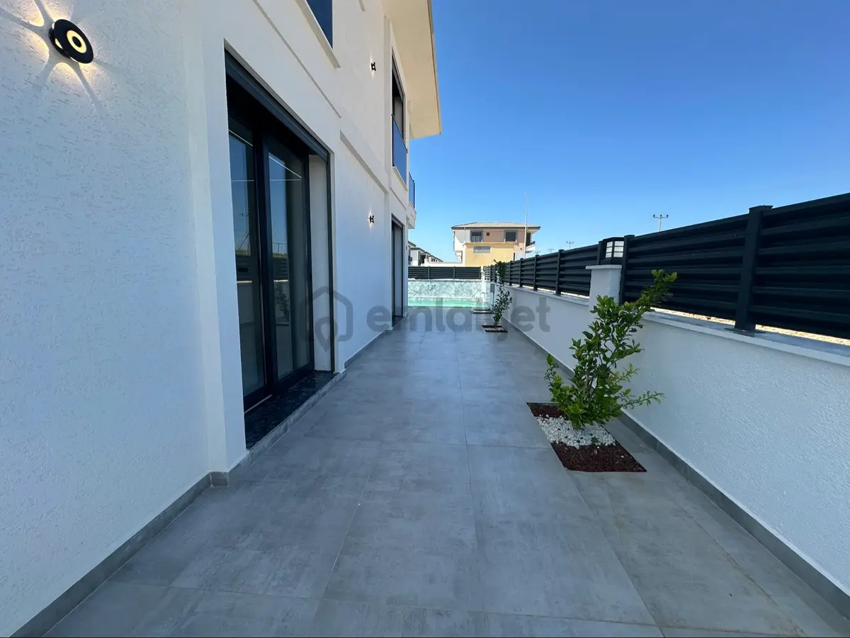 Didim Efelerde 254m2 Arsa İçinde 3+1 Müstakil Villa - 5