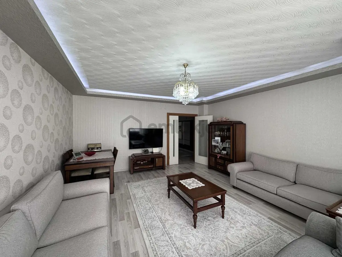 Keçiören Bağlarbaşında Site İçerisinde Asansörlü Daire - 11