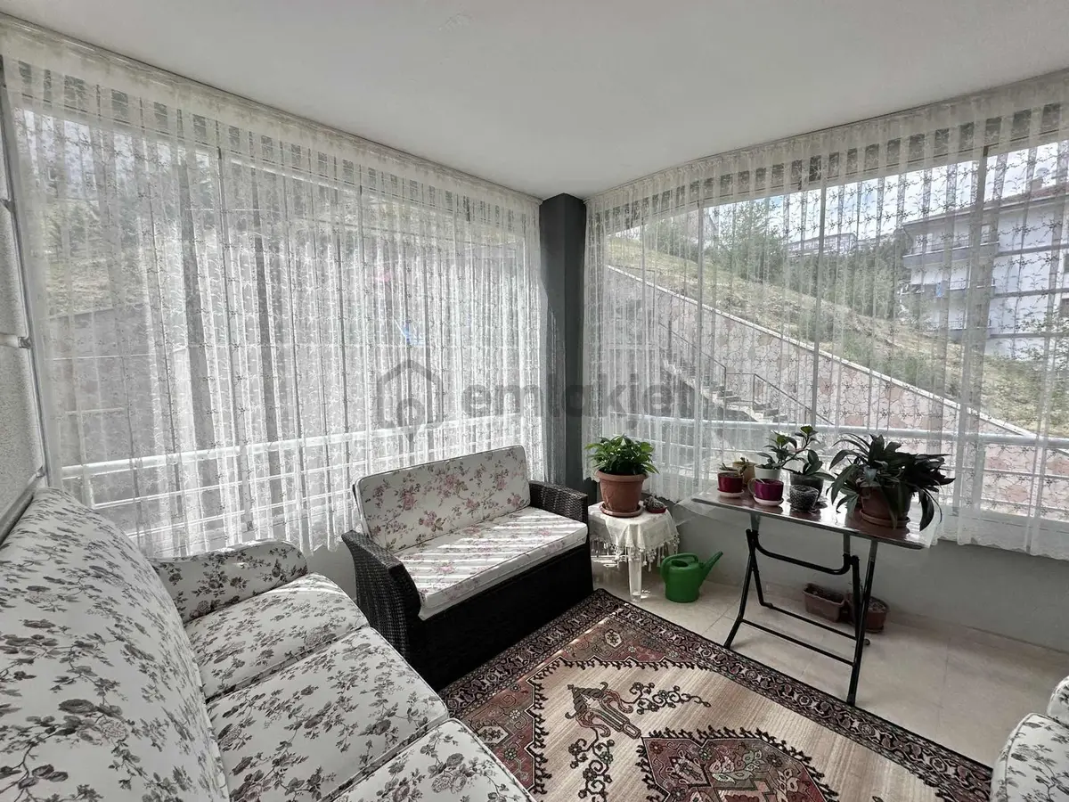 Keçiören Bağlarbaşında Site İçerisinde Asansörlü Daire - 26