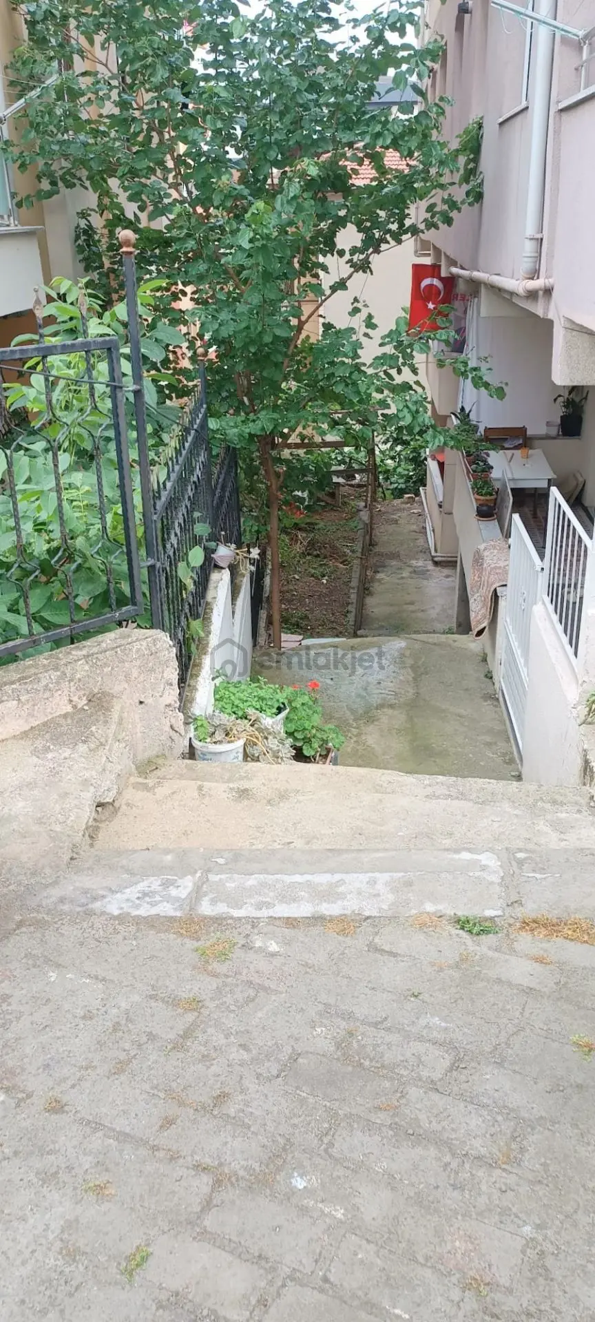 Mertcan'dan E5 Karayolu 5dk Marmaray 10dk Balkonlu Giriş Kat 2+1 - 21
