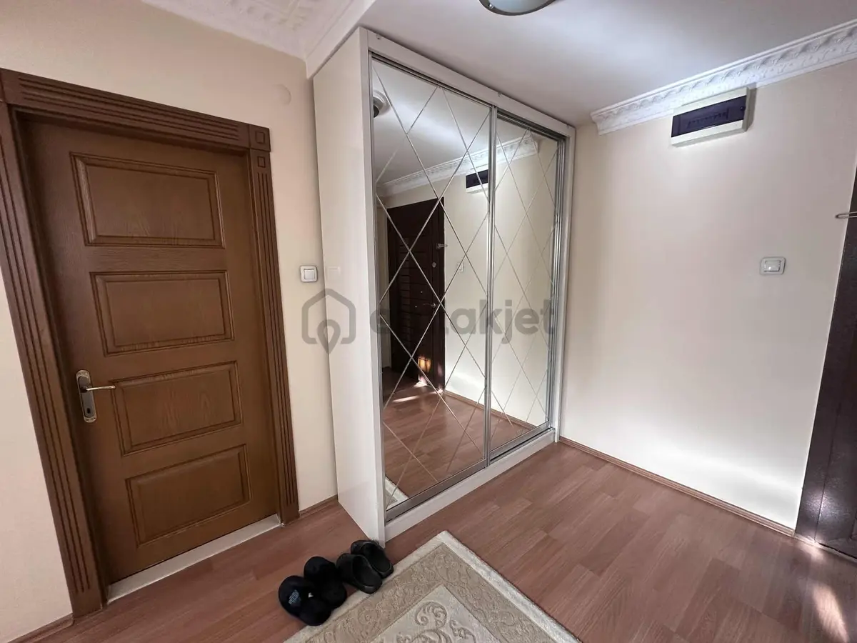 Şehit Nursil Bektaşoğlu S. Asansörlü 5+1 Ful Yapı Dubleks Daire - 30