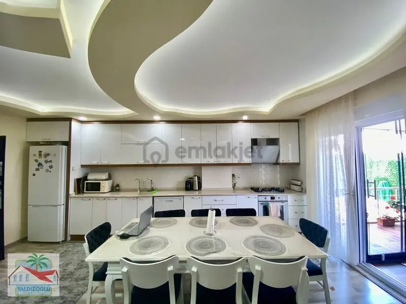 Merkezde Satılık 5+1 Havuzlu Doğalgazlı Villa - 4