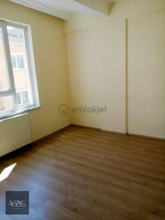 Yzg'den Şirintepenin Merkezinde Arakat 3 Cephe 120m 3+1 - 17