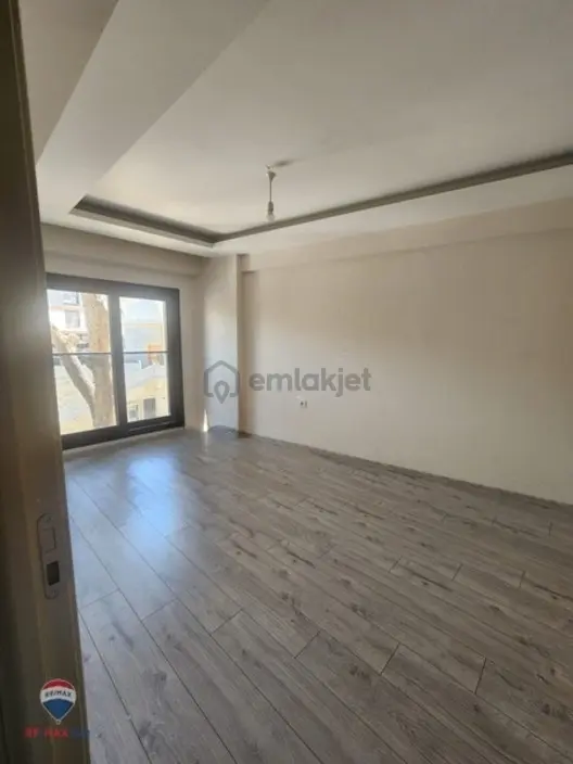 18 Karşıyaka Şemiklerde Satılık 2+1 Modern, Ferah Daıre - 5