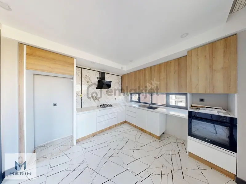 Şehir & Deniz & Park Manzaralı | Smart Home | Site İçinde 3+1 - 9