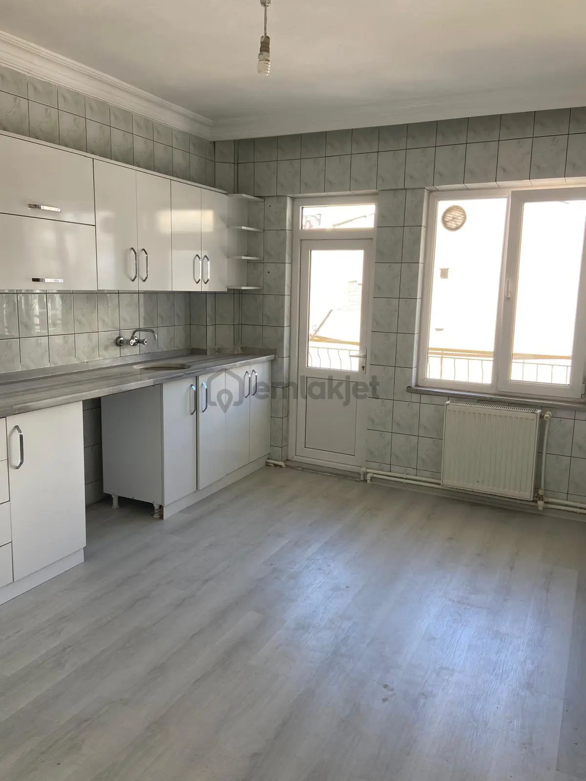 Nest58 Emlak'dan Merkezde Kiralık 3+1 - 10
