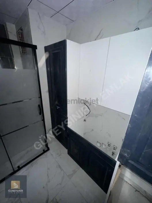 Sarıyakup Cad. Cephe Lüks 3+1 Arakat - 25