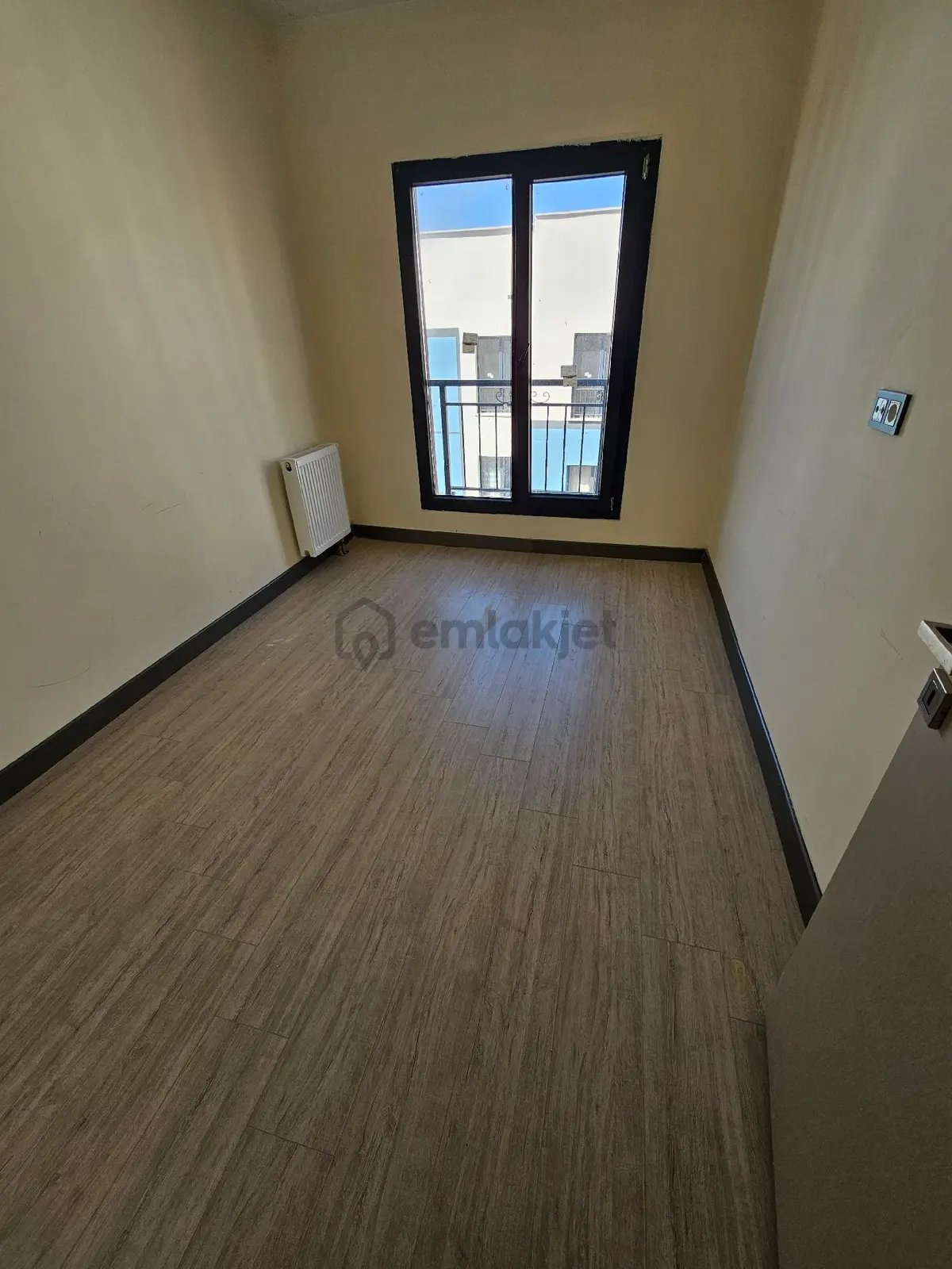 Resul Osman Toki'de Orta Kat Kiralık Daire - 6