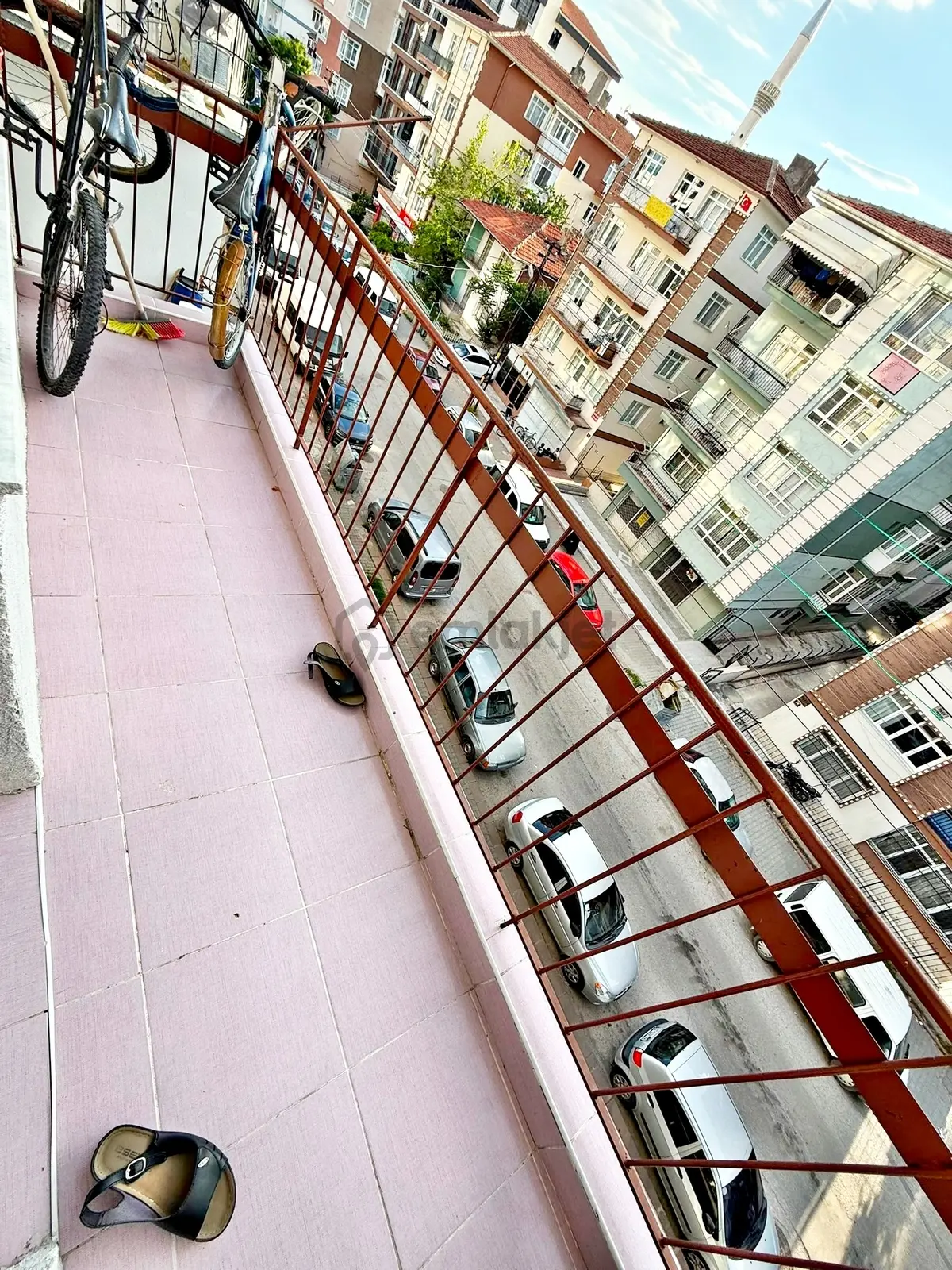 Veranka'dan Demetevler Lalegül'de Arakatta Acilsatılık 3+1 Daire - 24