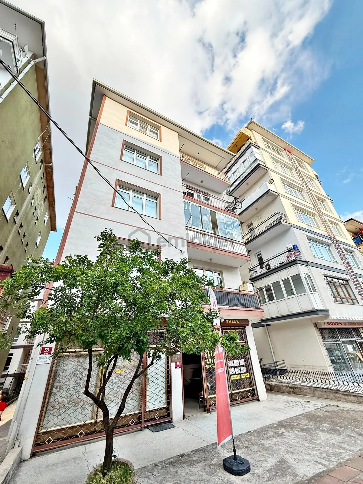 Veranka'dan Demetevler Lalegül'de Arakatta Acilsatılık 3+1 Daire - 34