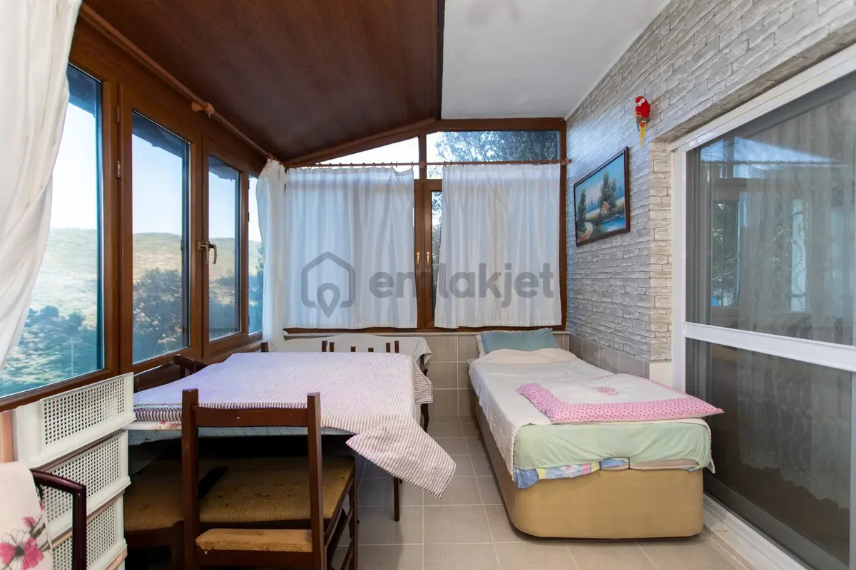 Foça Mercankent Sitesi'nde Satılık 2+1 Dubleks - 11