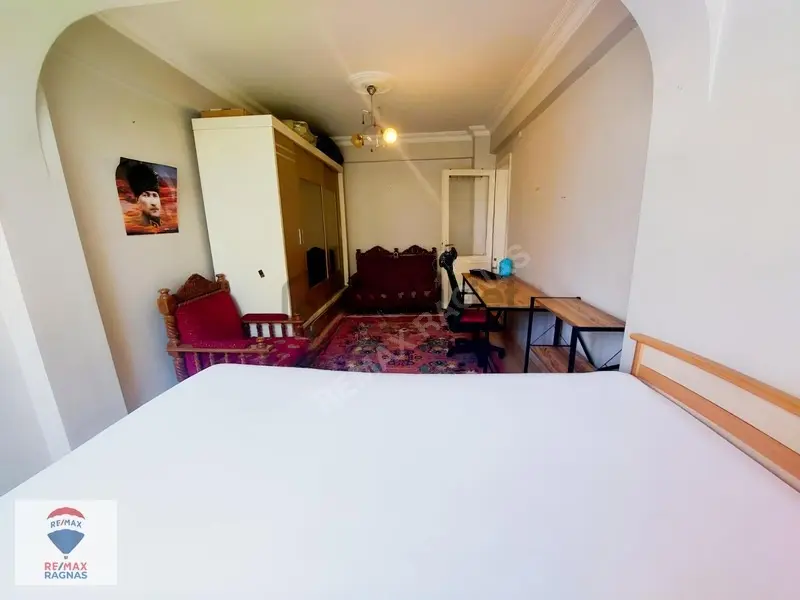 Çengelköy De Kiralık; 2+1 Full Eşyalı Daire - 9