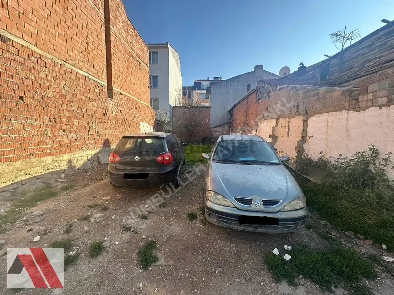 Sümbüller'den Eğitimciler Cd. Dibinde 157m2 3 Kata İmarlı Arsa