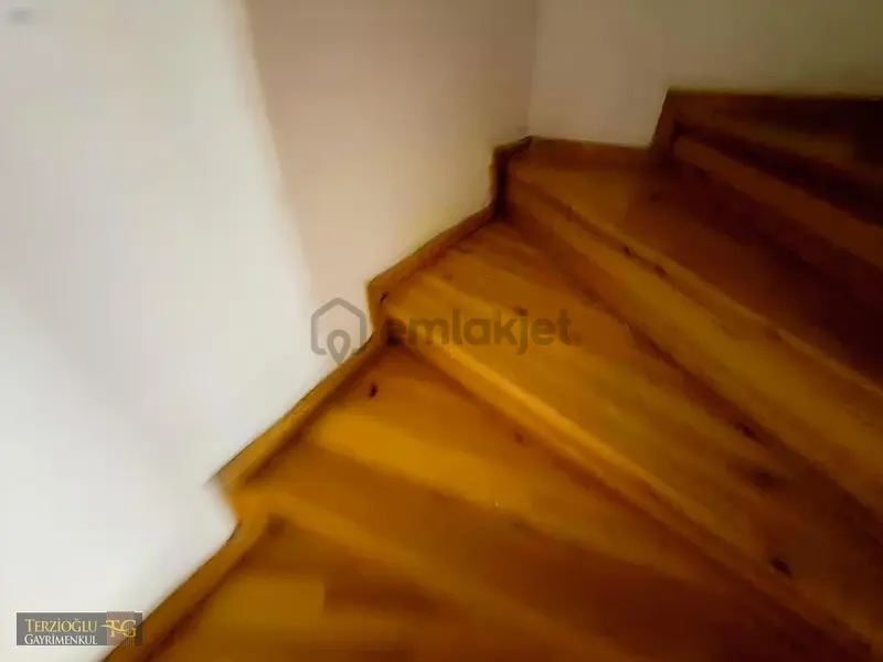 Terzioğlu'ndan Gürede Kiralık 3+1 Villa - 13