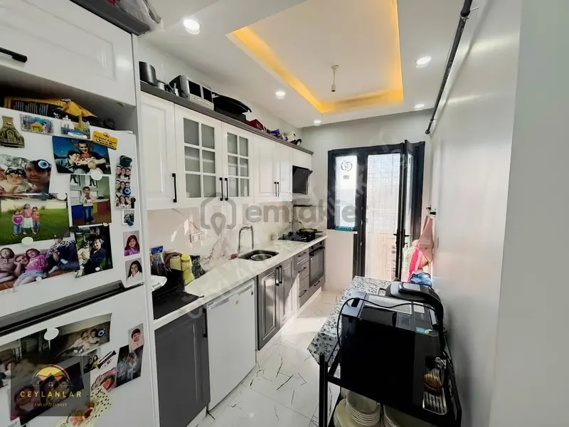 Yarımburgaz'da Göl Manzaralı, Ebeveyn Banyolu 2+1 Daire - 8