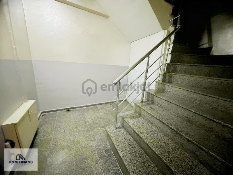 Çekmeköy Merkez Mah'de 1+1 Satılık Daire - 26