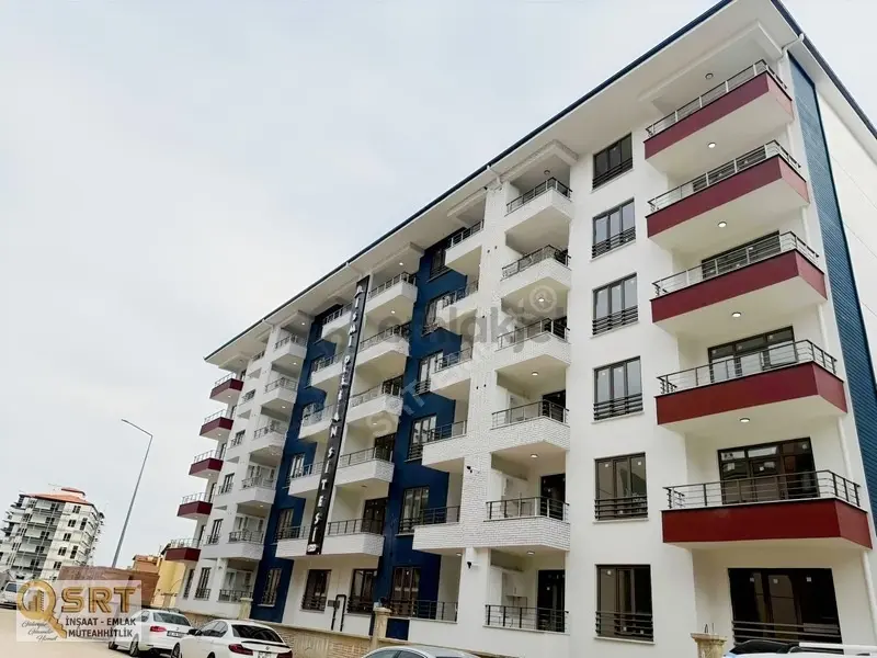 Site İçinde, Oturuma Hazır, Lüks 3+1 Daire - 2