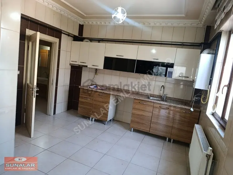 Yakut Mahallesi'nde Kiralık 3+1 Daire - 8