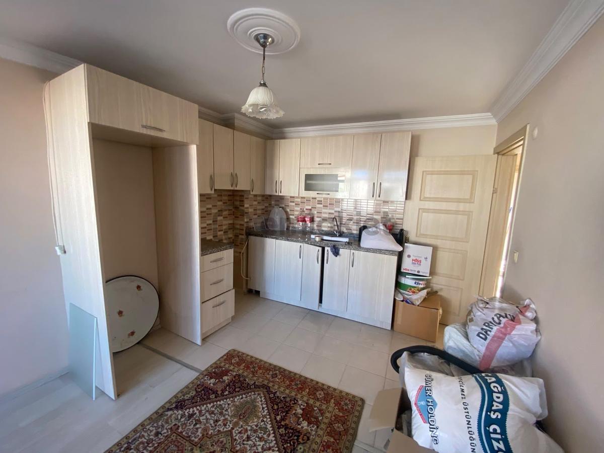 Trabzon Pelitli'de Kiralık 1+1 Çatı Katı Daire - 3