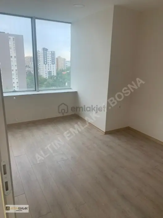Bahçelievlerde Yeni Binada 1+1 Kiralık Daire - 7