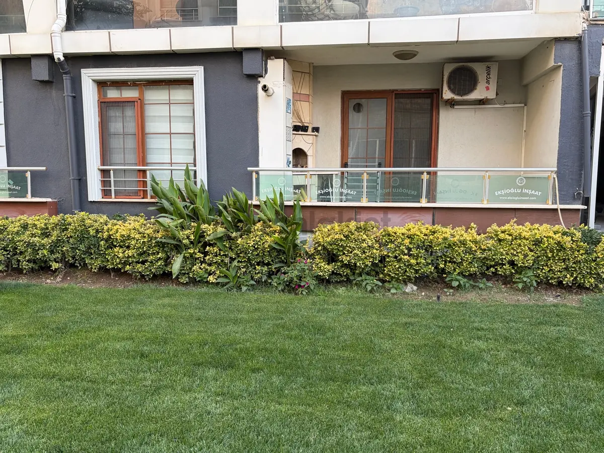 Karasuda Havuzlu Sitede Kiralık Eşyalı 2+1 Giriş Kat - 26