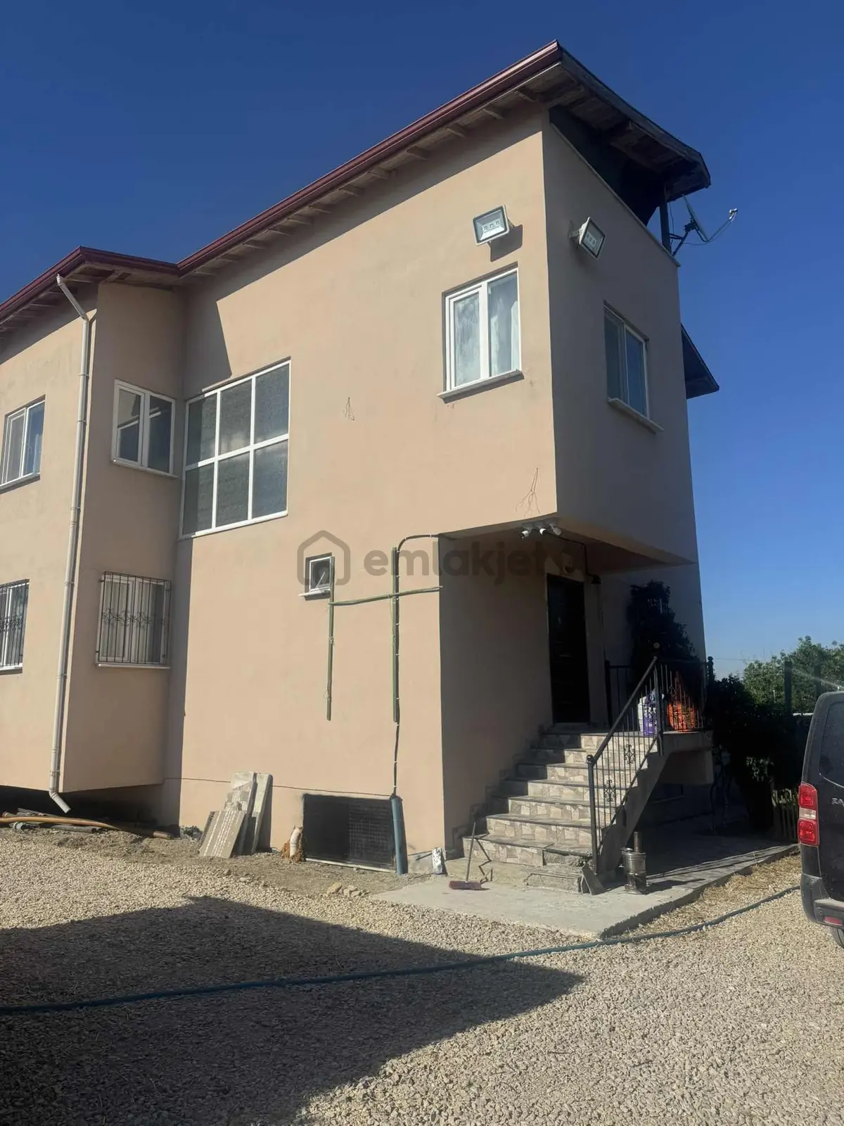Erka Emlaktan Satılık - 3