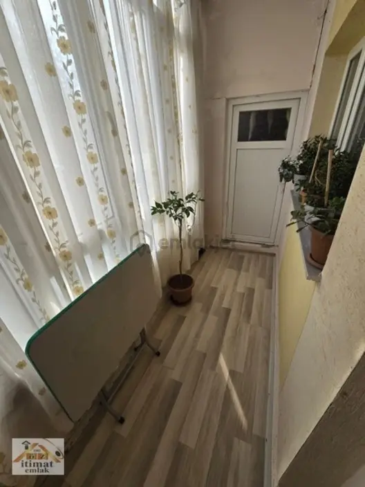 Karşıyaka'da 3 Katlı, 344m² Arsa Üzerinde Müstakil Bina - 7