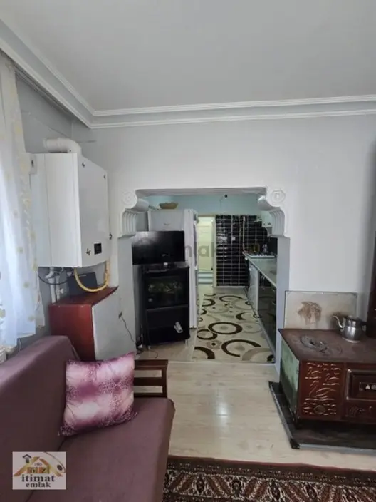 Karşıyaka'da 3 Katlı, 344m² Arsa Üzerinde Müstakil Bina - 9