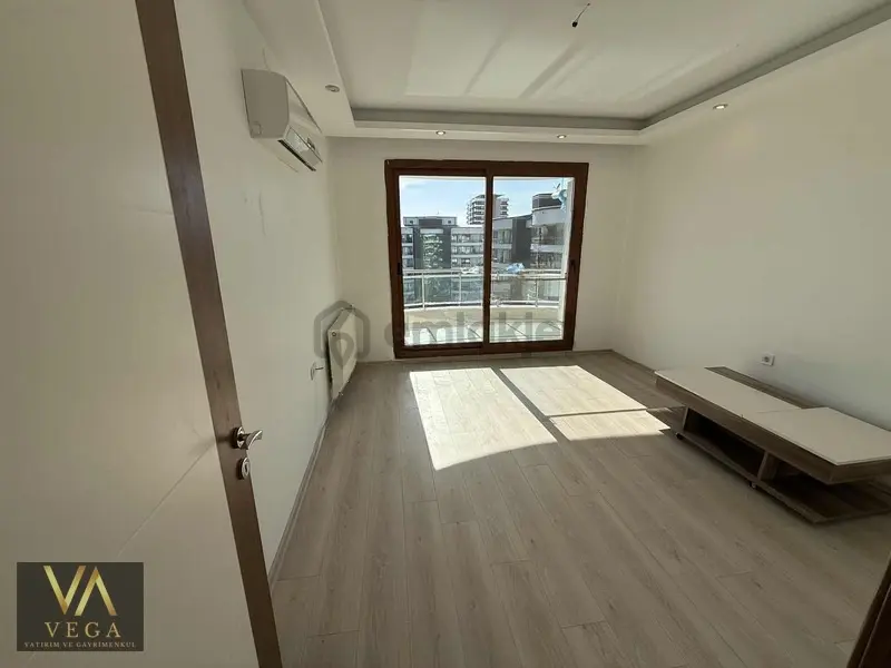 Güzelyurt Mah 4+1 Site İçinde Kiralık Daire - 7
