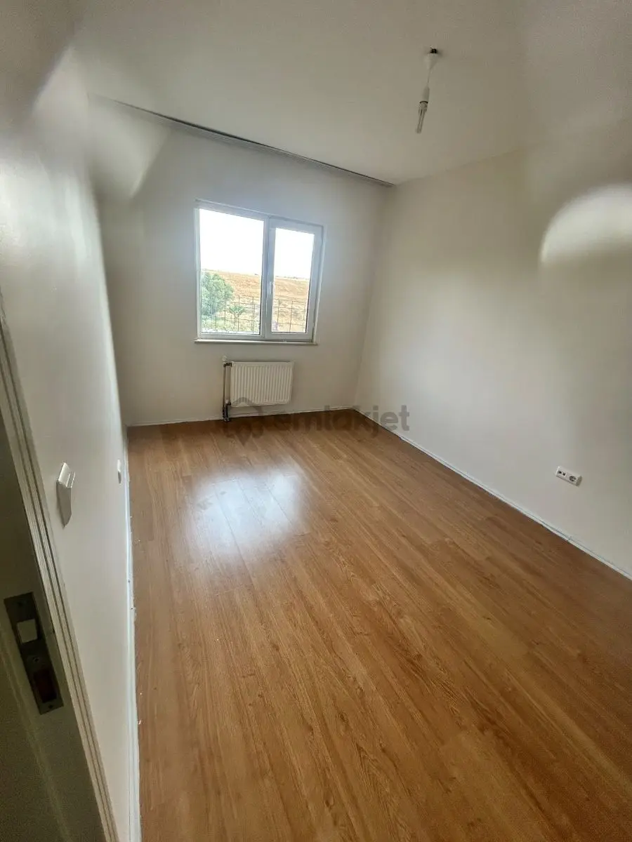 İçmeler De Satılık Ara Kat Daire - 10