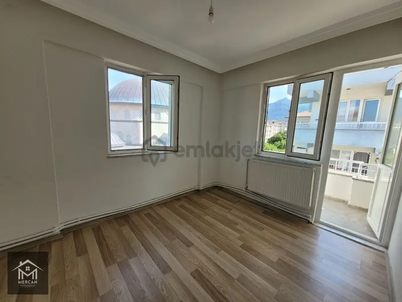 Mercan'dan Bursa Cd. Tadilatlı,asansörlü 3+1 Satılık Fırsatdaire - 16