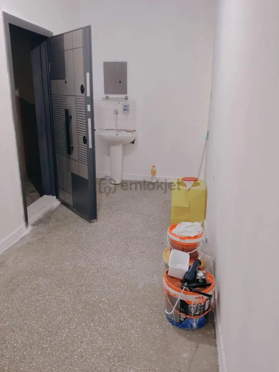 Kiralık Karayolları Tarafı 2+1 Kat Zemin Üstü Ara Kat - 4