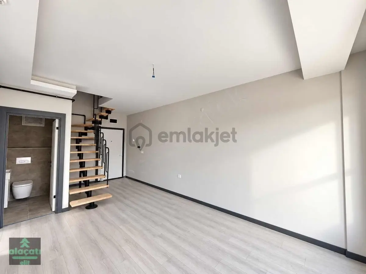 4+1 Bağımsız Mutfak | Cadde Üzeri | Eğimsiz | Kredili - 5