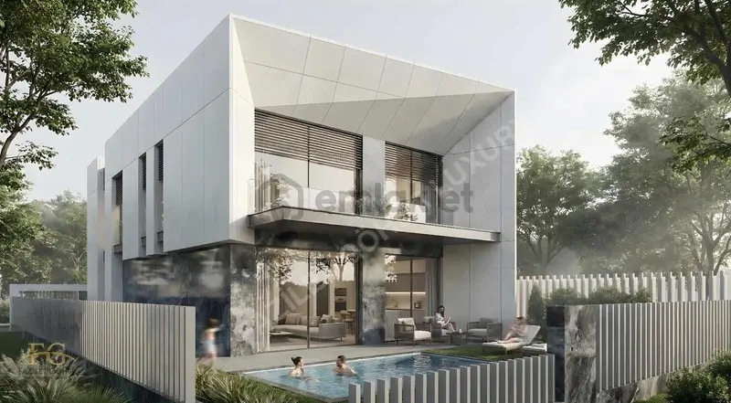 Altınkale'de Ultra Lüks Akıllı 7+2 Tripleks Villa