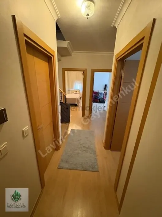 Maltepe'de Minibüs Caddesine Paralel, 4+1 Dubleks Daire - 35