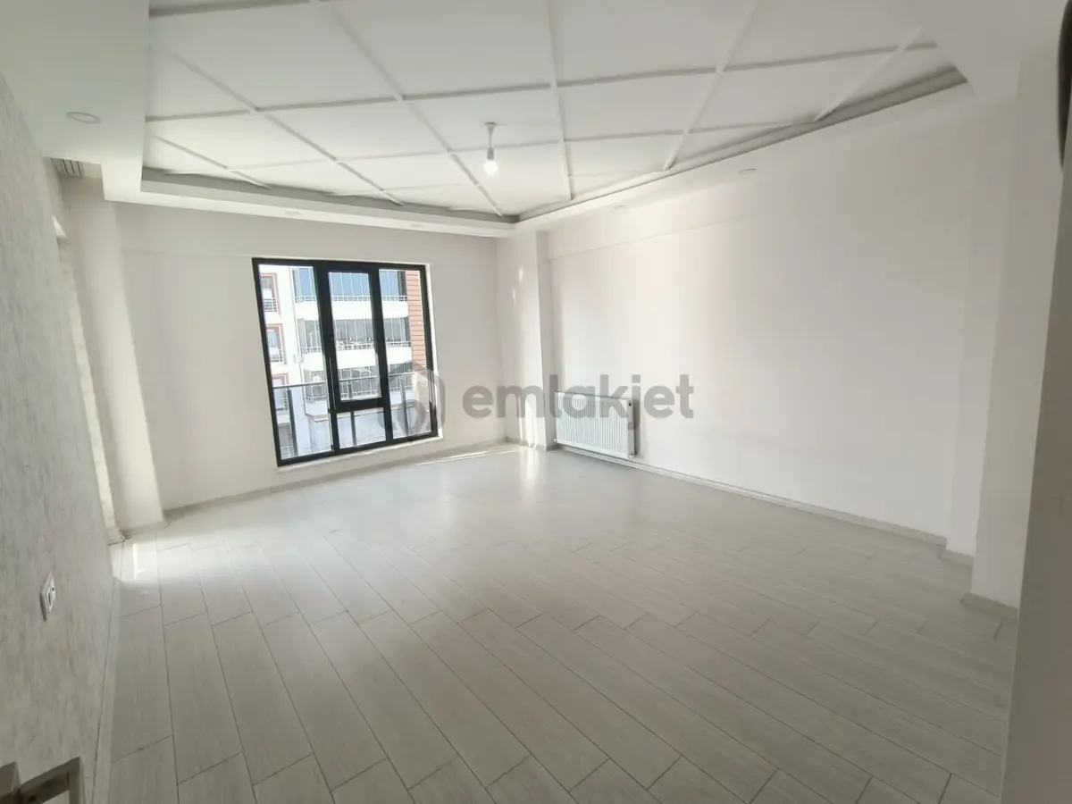 Çaydaçıra'da Kiralık 3+1 Arakat Lüx Daire - 6