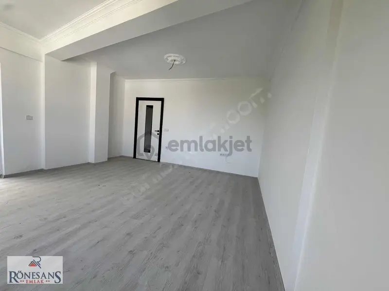 Rönesans Emlak'tan Satılık 3+1 Daire - 4