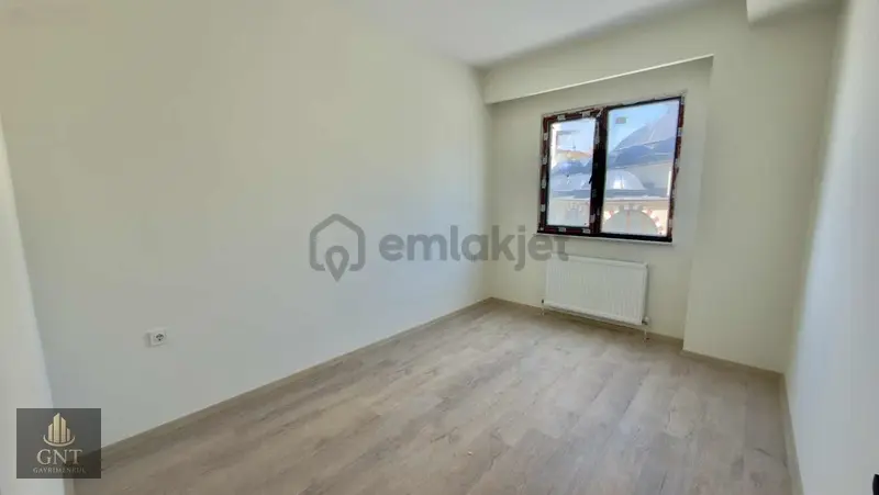 Haraççı Göçmen Kentte Site İçi 2+1 Kiralık Daire - 3