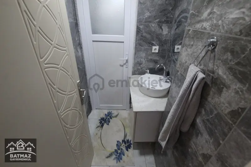 A.yüksel Hastane Yakını Satılık (2+1) Daire - 34