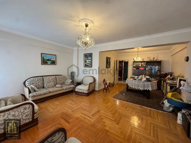 Bomonti'de 3+1 Aydınlık Boş Satılık Daire - 3