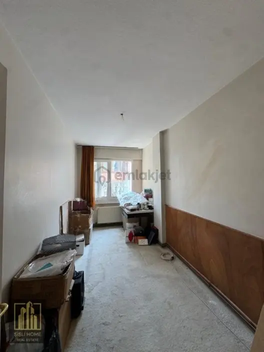 Bomonti'de 3+1 Aydınlık Boş Satılık Daire - 13