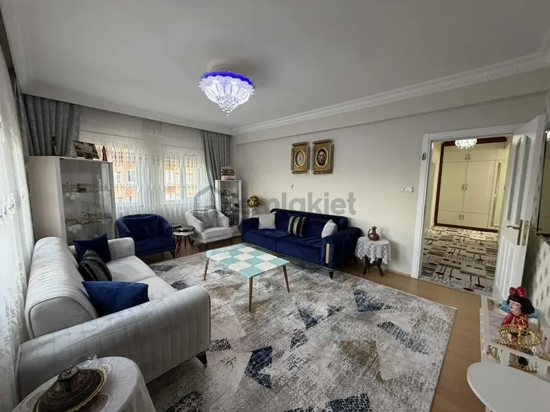 Akhüyük 4 Sitelerinde Ara Kat Geniş 3+1 Satılık Daire - 9