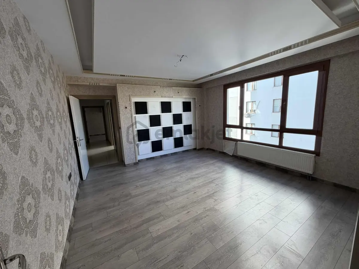75 Yola Sıfır Mükemmel Konumda 4+1 Lüks Daire - 24