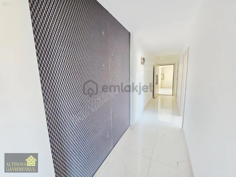 Ayvalık Altınovada Sıfır Binada | Havuzlu Sitede 3+1 - 12