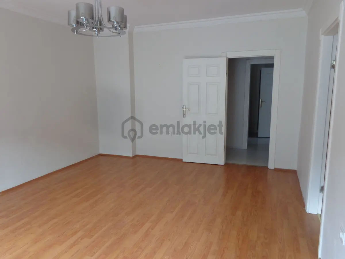 Dikmen Hakimevinde 3+1 , Kombili ,4.kat ,100m2 ... - 5
