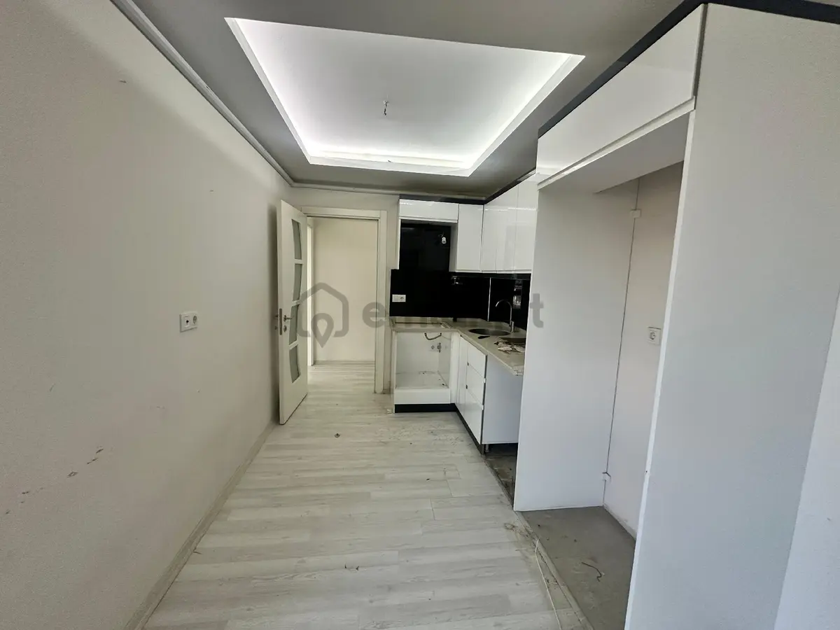 Ertuğrul Mahallesi'nde Kiralık 2+1 Daire - 2