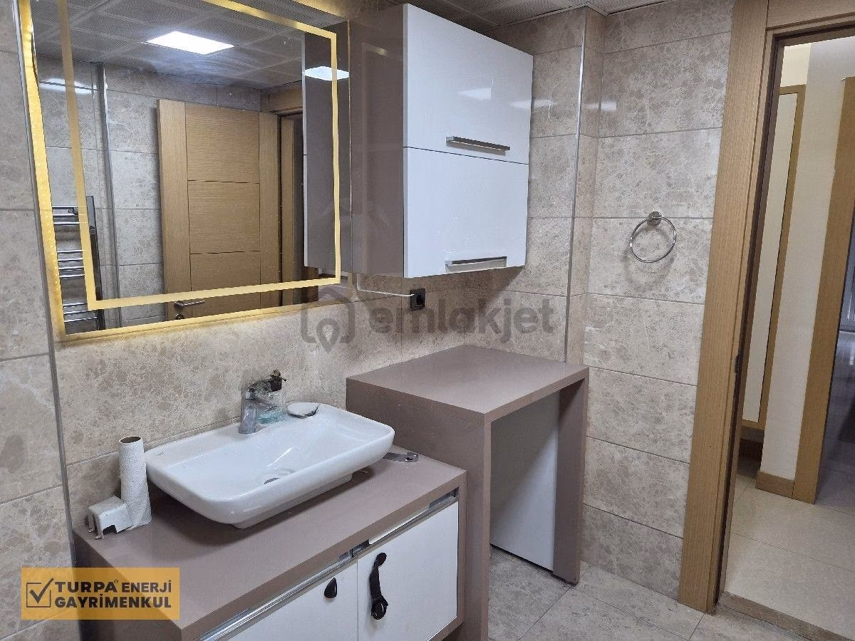 Karşıyaka Demirköprü Satılık 130 M2 Daire - 22