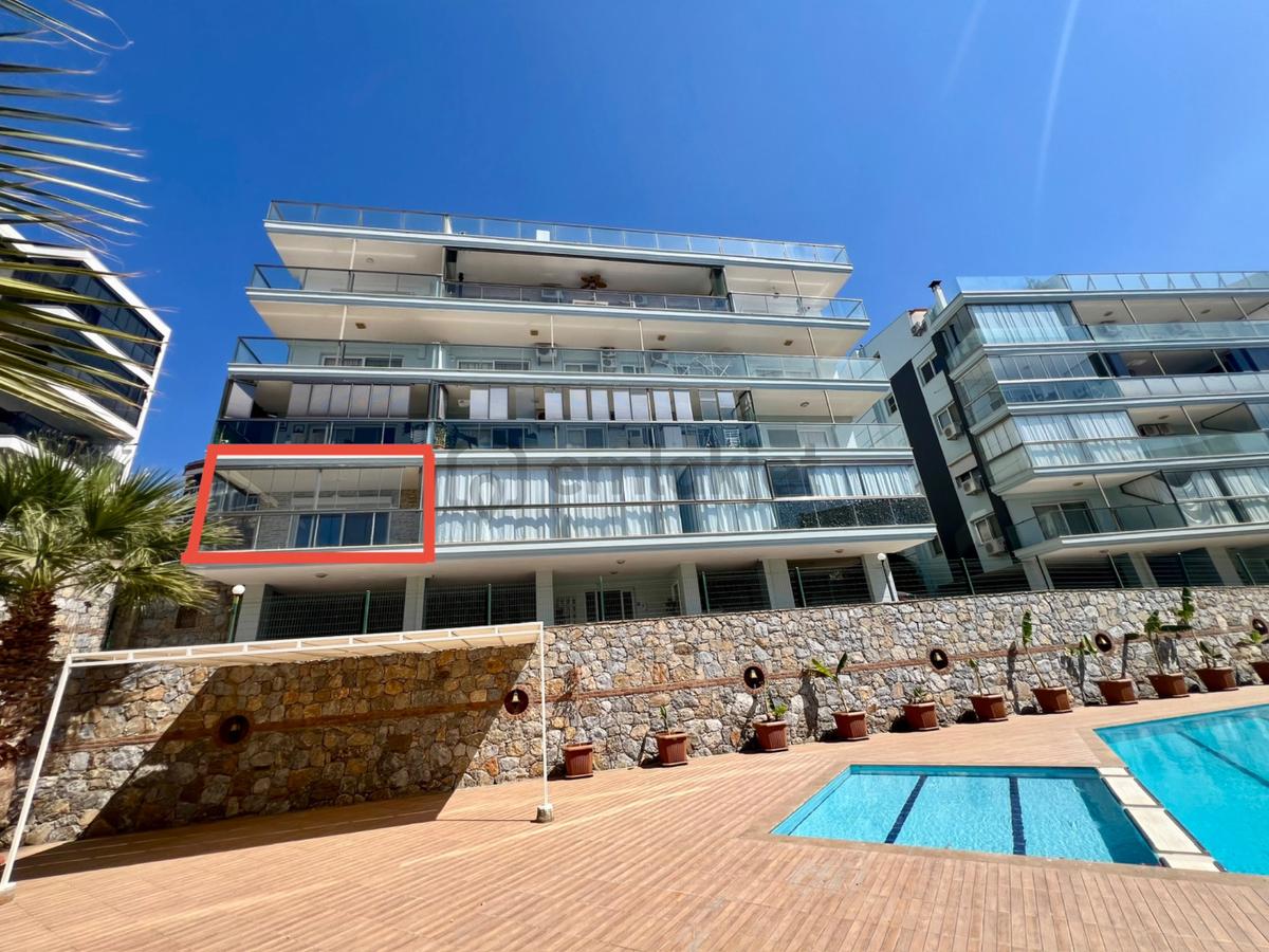 Kuşadası Elit Sitede Geniş Kiralık 2+1 Daire - 30
