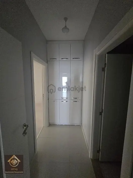 Yenidoğan Mahallesinde 3+1 Kiralık Lüks Daire - 24