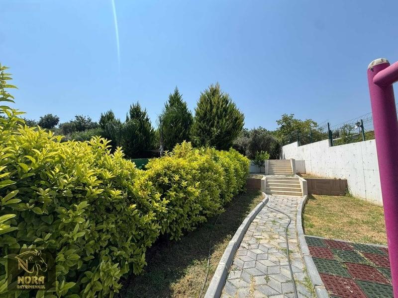 Nora'dan Marka Projede Havuzlu Doğalgazlı Lüks Daire - 29